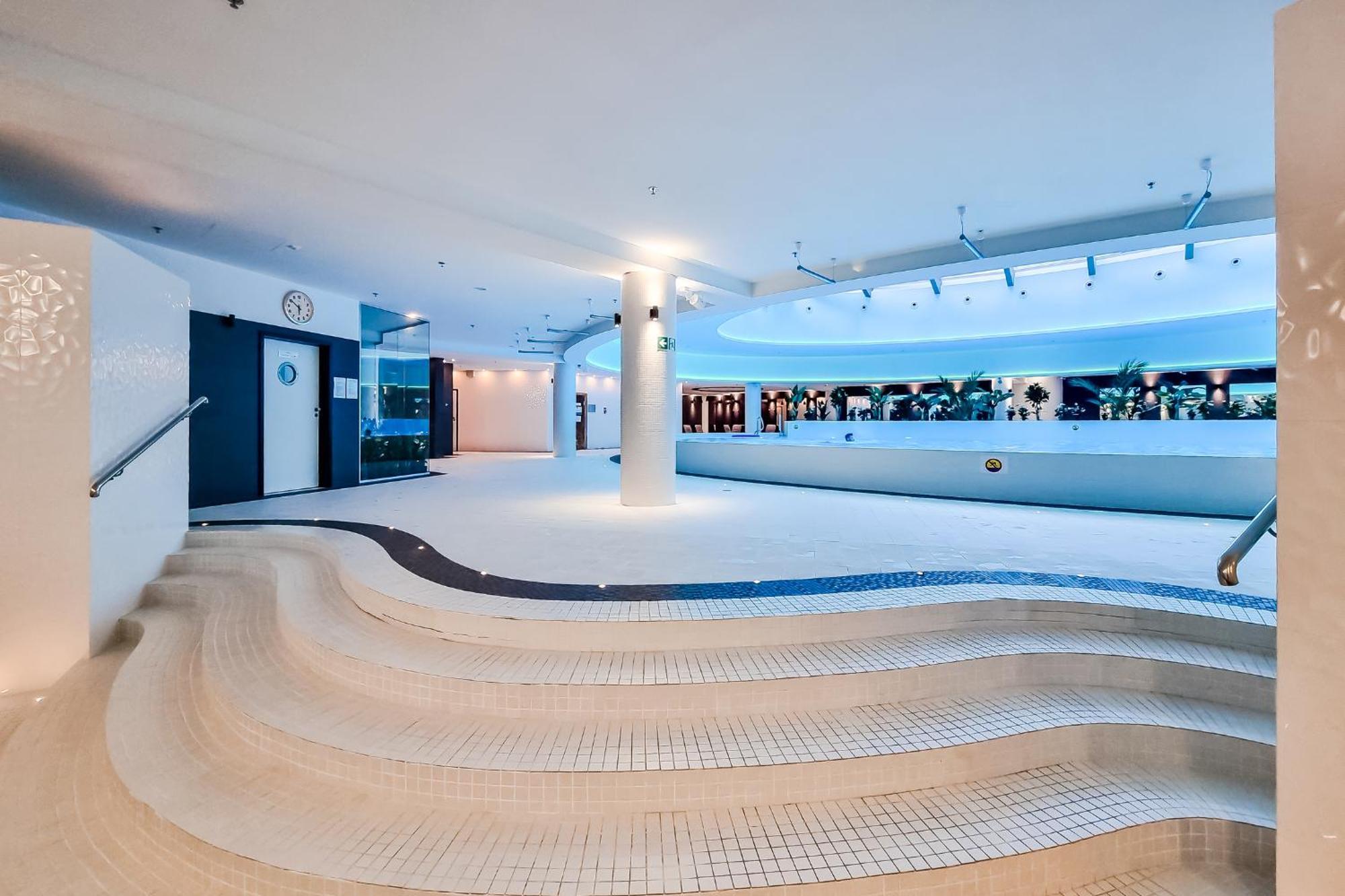 Hanza Tower Apartment No 628 - 6Th Floor, Balcony, Swimming Pool Stettino Esterno foto